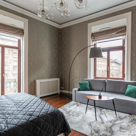 Luxury Apartment With Balcony Next To The New York Cafe Budapest Exterior photo